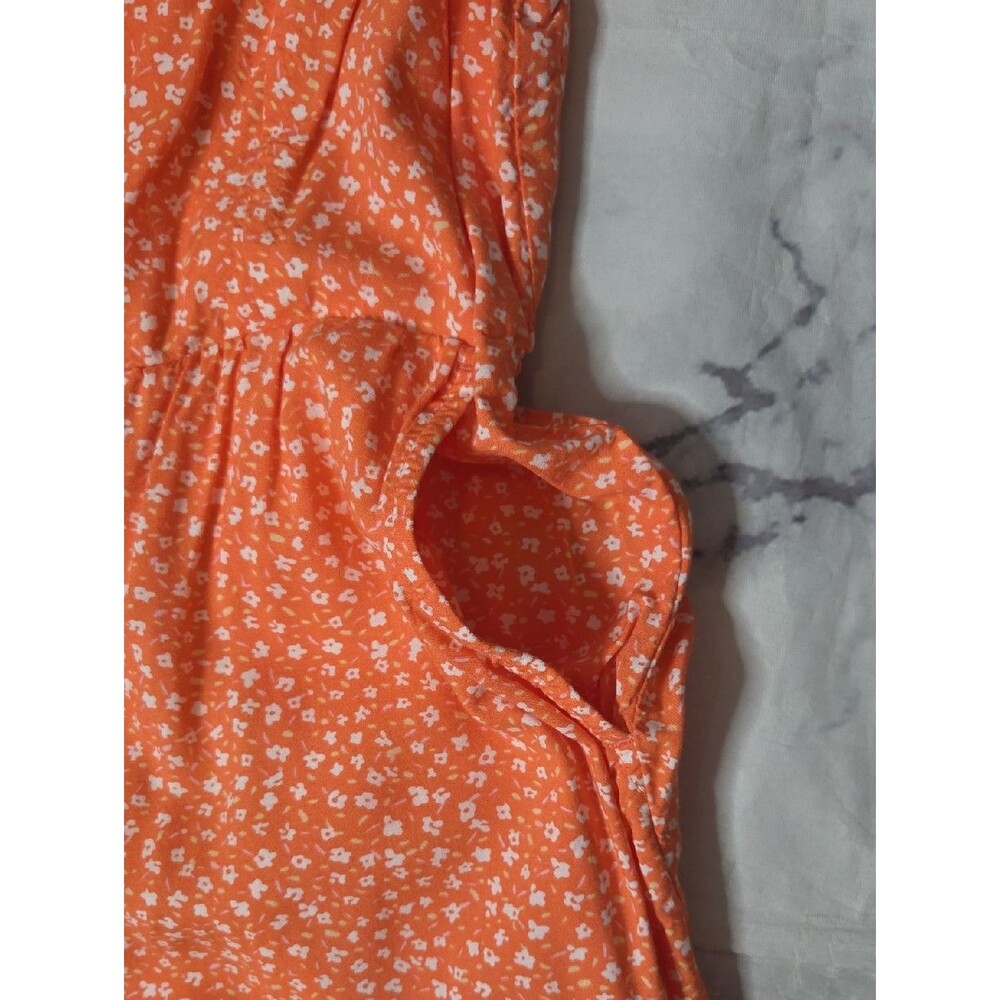 Old Navy Orange & White Floral Romper - Picture 5 of 7